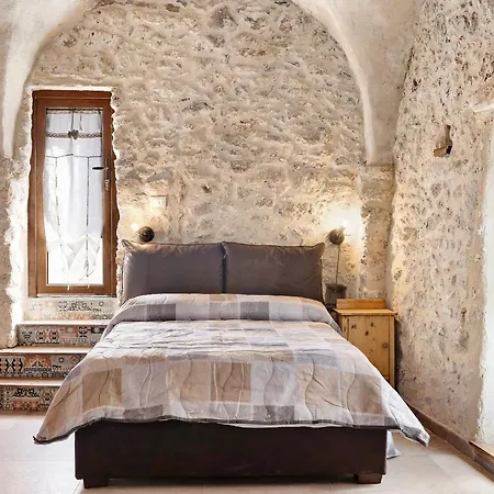Apartment Fuggi Nel 2 *